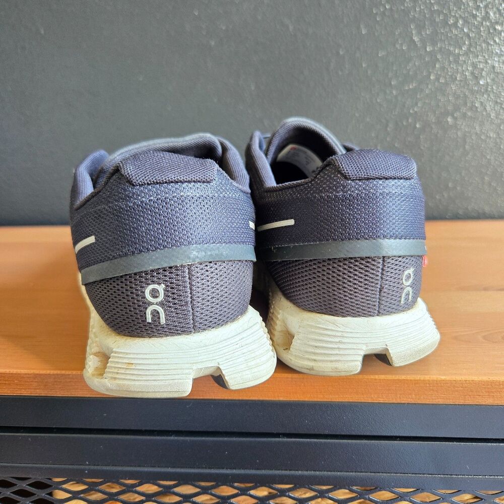 On Cloud Sneaker Black White Size 11 - Picture 3 of 6